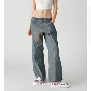 UO Y2K Nylon Low-Rise Cargo Pant - Urban Outfitters